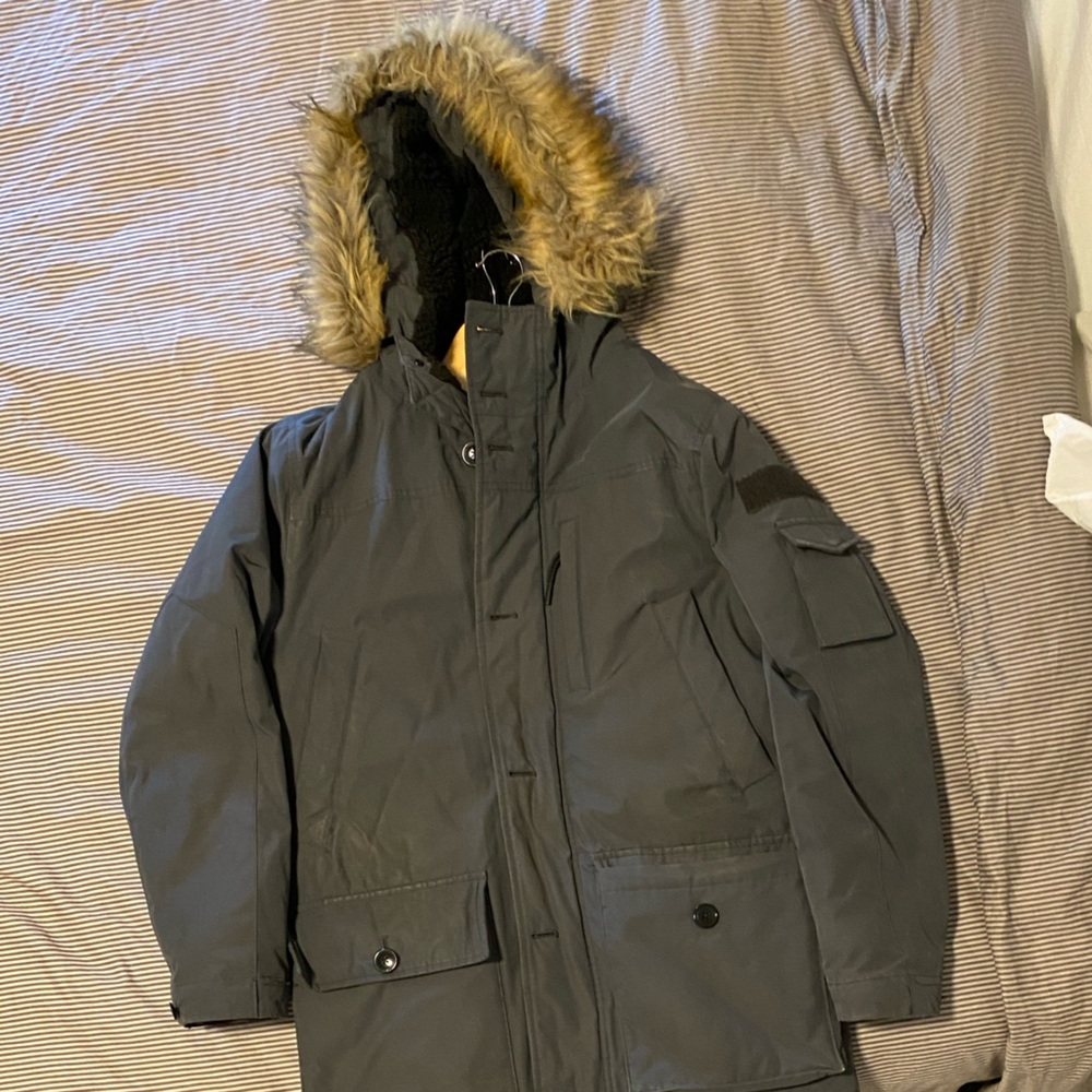 Men’s small Dark Grey J Crew parka w fur lined hood